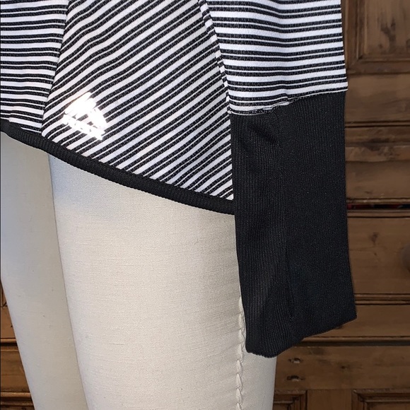 Athletic cowl neck sweatshirt - Picture 4 of 5